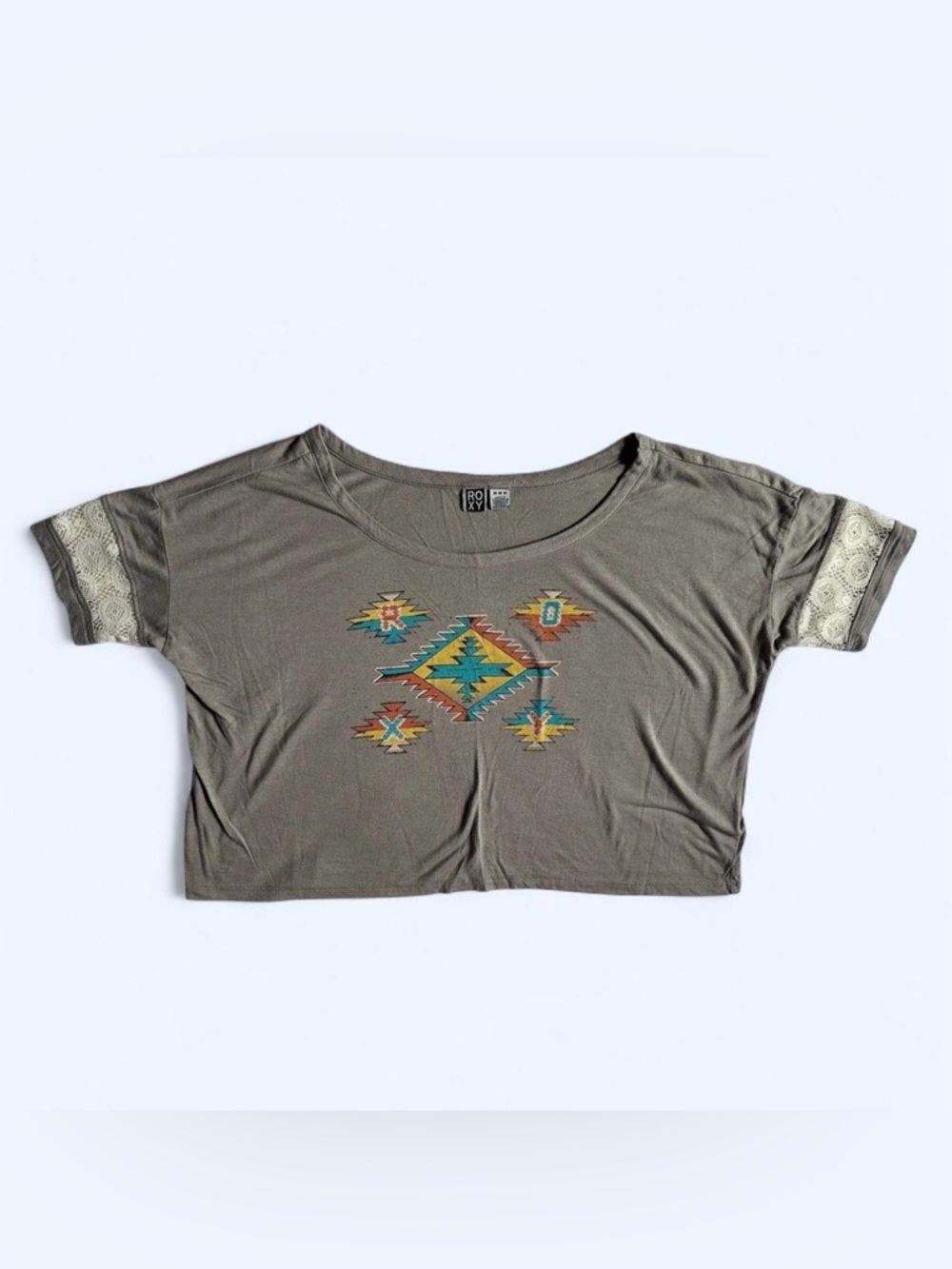 Roxy Aztec Oversized Tee in Gray Size Medium Lace Detail Sleeves Boxy Fit Crop
